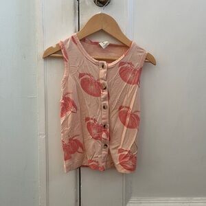Sleeveless summer peaches top